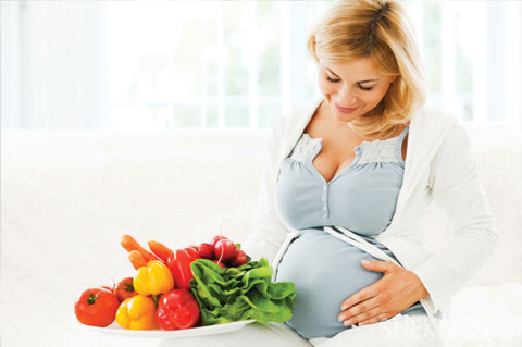 10 ways to eat right while pregnant